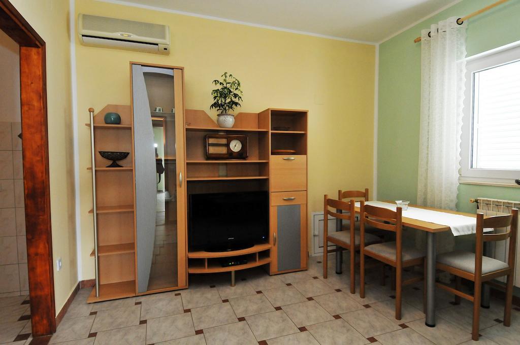 Apartments Bugenvila تْسافتات الغرفة الصورة